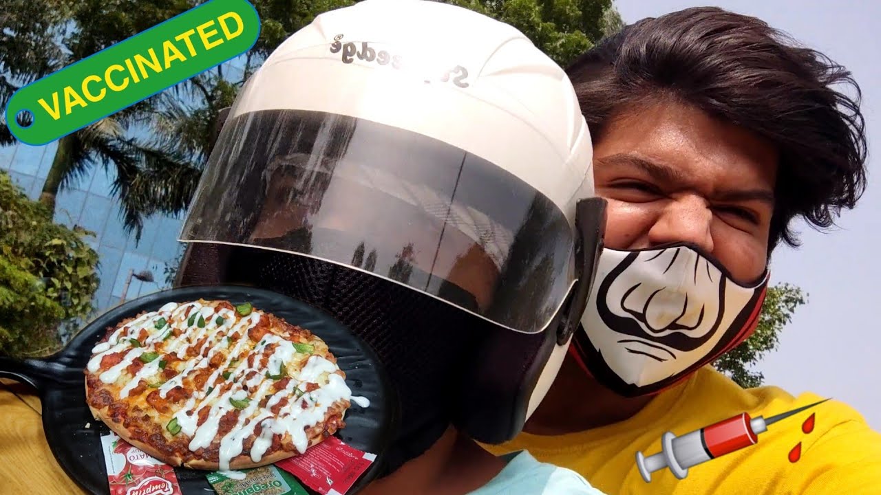 2 Vlog | Vaccination ke 2 dose ke baad hua Fever ? | Pizza party at @FireWings Kurla | Merchant Vlog