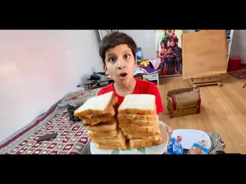 Etne Sare Sandwiches Kon Khaega 1