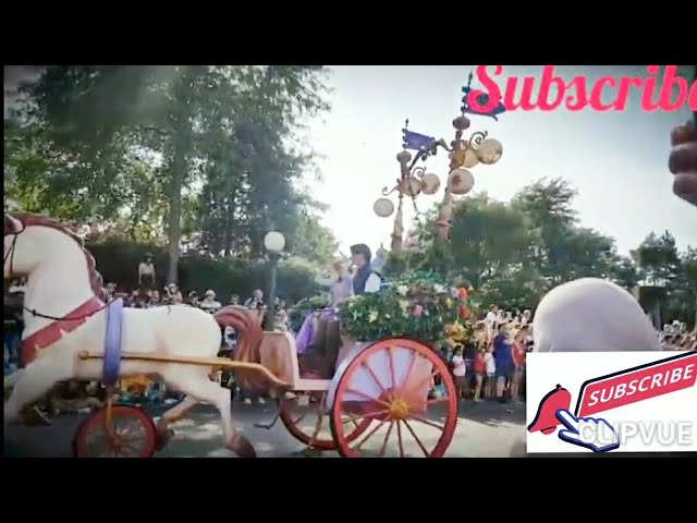 A day at Disneyland park/Disneyland Paris complete walkthrough top 10 rides on Disneyland first time