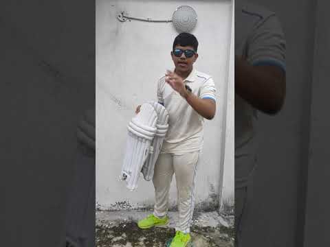 THE BASIC REQUIREMENTS THAT ARE REQUIRED TO PLAY CRICKET.